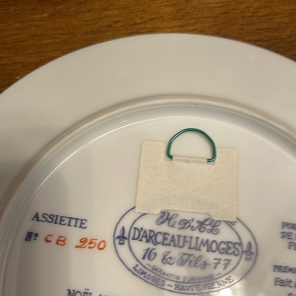 Set of 2 D’Arceau-Limoges NOEL VITRAIL ; La Purification & La Fuite en Egypte. - Picture 10 of 10